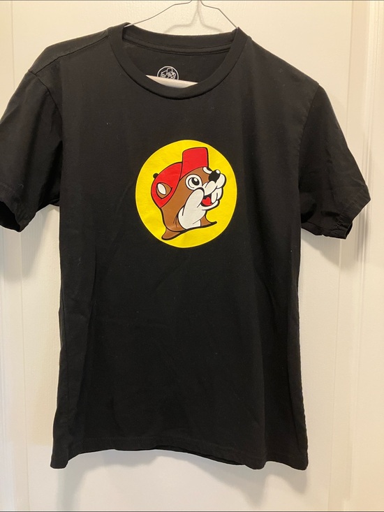 Buc-Ees Tops - Buc-ees. Black tee shirt. Size- S